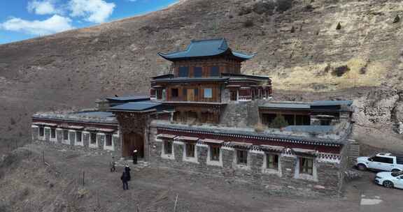 高原 雪山 宗教 寺庙