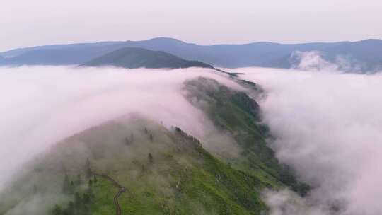 内蒙柴河望牛山赏心峰云海翻腾似仙境