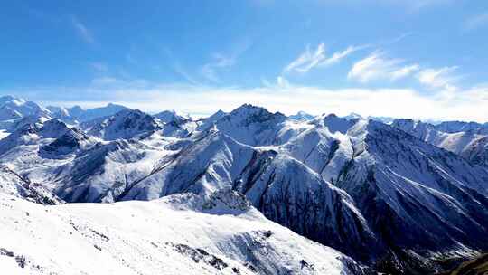 雪山航拍视频