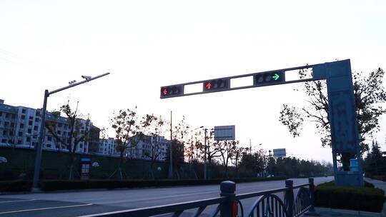 实拍红绿灯城市道路交通指示灯视频素材模板下载