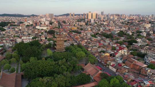 泉州航拍东西塔开元寺闽南建筑西街旅游景点