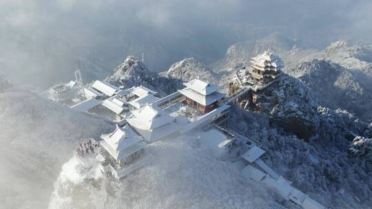 冬季洛阳老君山金顶雪景航拍