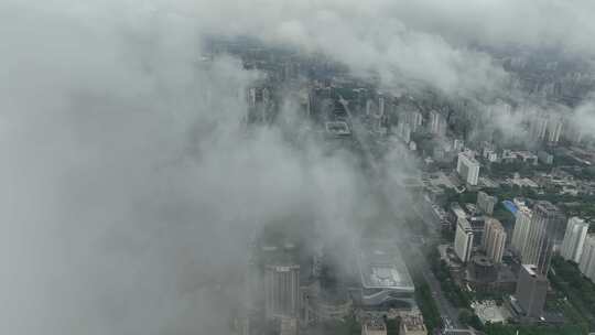 洛阳新区雨后穿云航拍