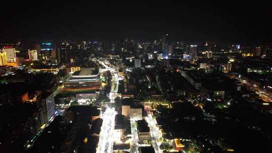 江苏连云港夜景步行街人流航拍