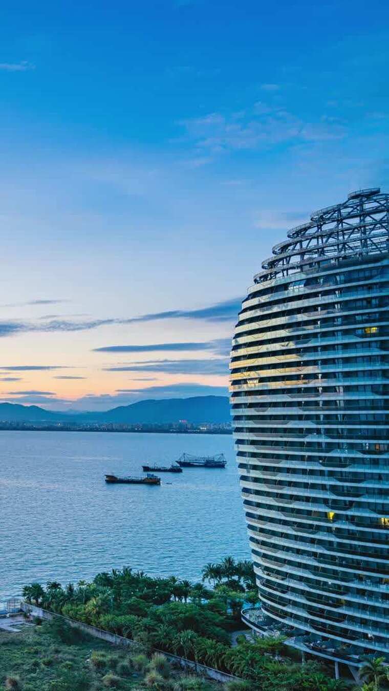 海南三亚湾凤凰岛黄昏延时