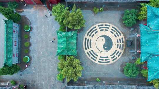 古建筑庭院太极图俯拍素材