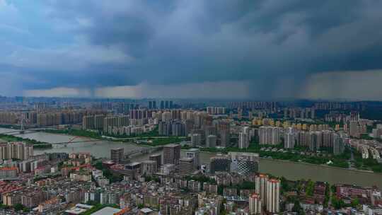 航拍城市狂风暴雨风起云涌