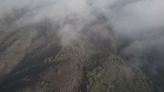 中国西部四川大凉山高原云海自然风光航拍