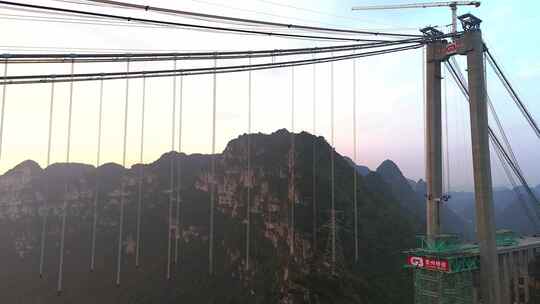 贵州花江峡谷大桥建设航拍