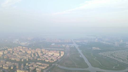 上海浦东新区滴水湖全景4K航拍视频素材模板下载