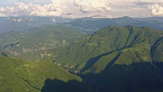 航拍峡谷山脊地形