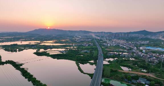 航拍夕阳下九江鄱阳湖