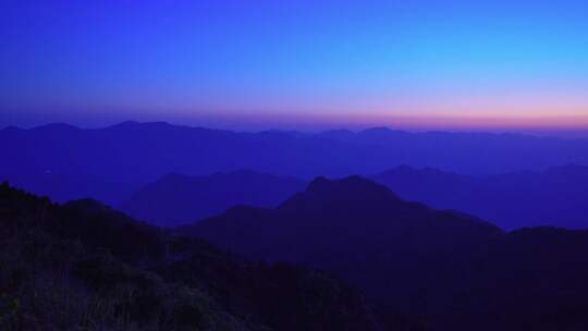 杭州临安大明山牵牛岗群山日出晨曦风景