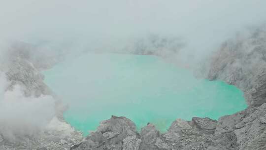 Ijen，火山，烟雾，岩石