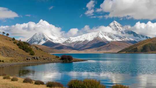 雪山湖泊高原风光