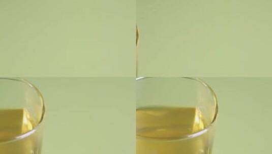冲泡果珍果汁饮品吸管玻璃杯高清在线视频素材下载