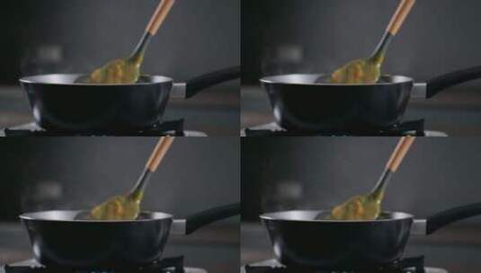 不粘锅煮咖喱青椒胡萝卜土豆牛肉高清在线视频素材下载
