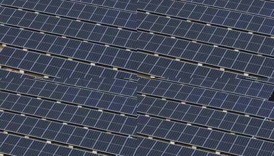 新能源光伏太阳能发电站航拍高清在线视频素材下载