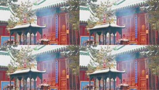 北京冬季下雪天烧香祈福庙宇风光高清在线视频素材下载