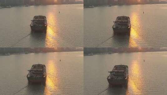 航拍上海 黄浦江船只高清在线视频素材下载