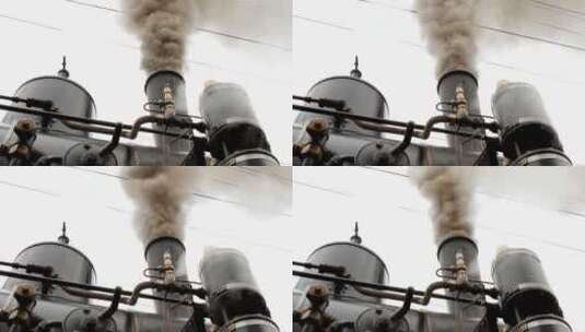 冒烟的蒸汽火车高清在线视频素材下载