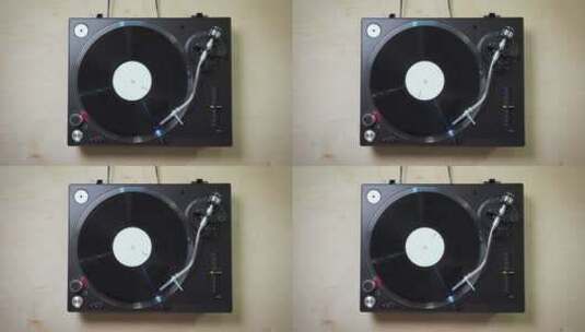 带旋转唱片的黑色现代转盘高清在线视频素材下载