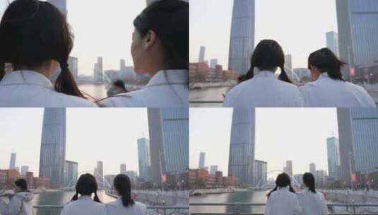 天津海河边金刚桥闺蜜看海高清在线视频素材下载