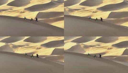 旅游拍摄内蒙古巴丹吉林沙漠风光的摄影人高清在线视频素材下载