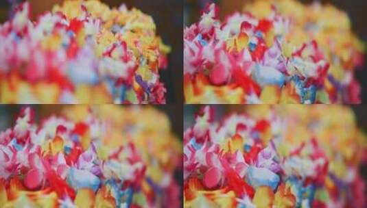 舞台特写上五颜六色的花外花高清在线视频素材下载