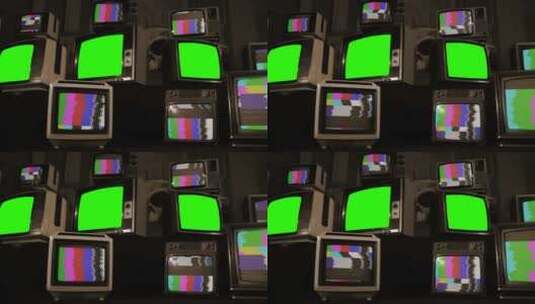 带彩条和绿屏的旧电视。棕褐色调。高清在线视频素材下载
