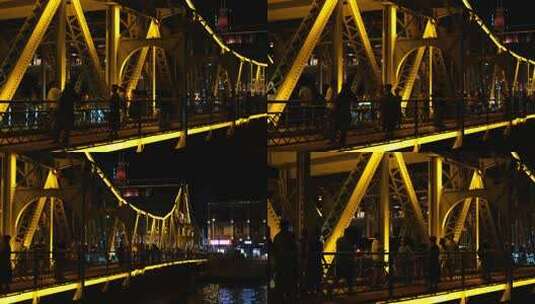 天津解放桥夜景行人车流实拍1080p高清在线视频素材下载