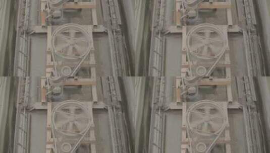 矿山选矿厂浮选车间浮选机俯拍运动视角LOG高清在线视频素材下载