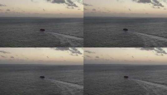 墨西哥坎昆大海夕阳船航拍709高清在线视频素材下载