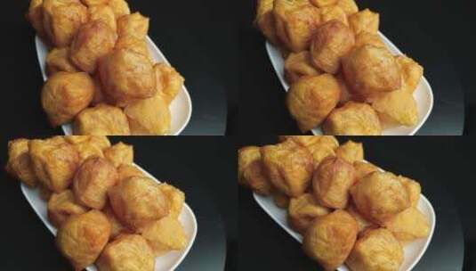 传统食品油豆腐豆泡4k平移镜头高清在线视频素材下载