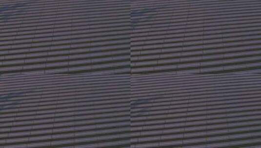 日落时的太阳能收集器高清在线视频素材下载