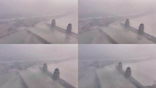 航拍清晨晨雾扬州万福大桥车流万福闸浓雾高清在线视频素材下载
