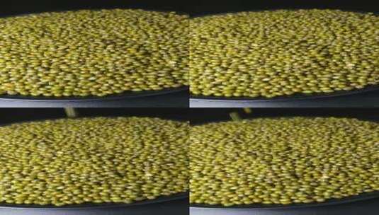4K食品绿豆豆子食品旋转展示竖屏高清在线视频素材下载