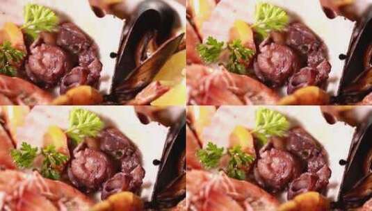 西餐主厨制作红烩海鲜高清在线视频素材下载