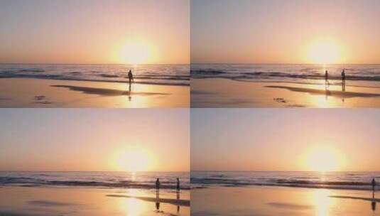 情侣在海边散步看日落（2）高清在线视频素材下载