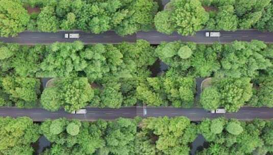 航拍洒水车高清在线视频素材下载