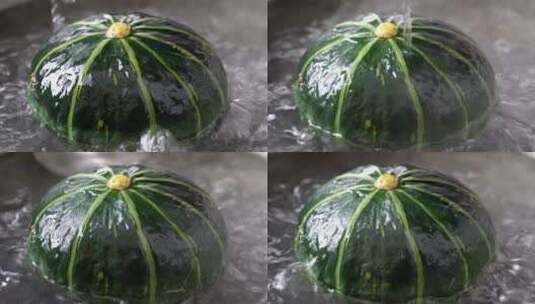沸水中煮着的绿色小南瓜高清在线视频素材下载