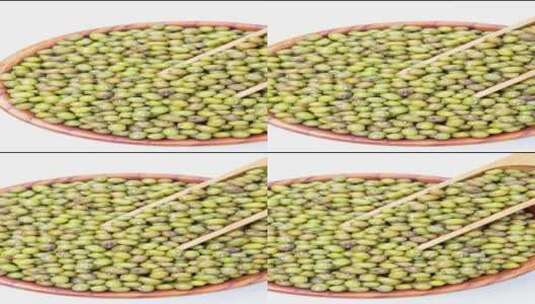 东北有机绿豆五谷食材4k视频高清在线视频素材下载