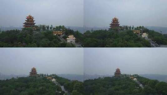 重庆鸿恩寺航拍阴天鸿恩寺森林公园城市风光高清在线视频素材下载