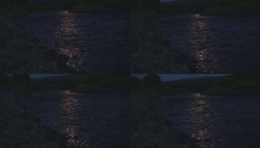夜晚湖面水面月光倒影高清在线视频素材下载