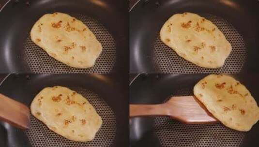 平底锅烙饼制作香酥口袋饼高清在线视频素材下载