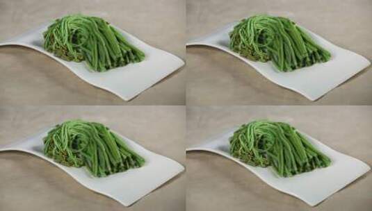 地方美食腌制蕨菜 (2)高清在线视频素材下载