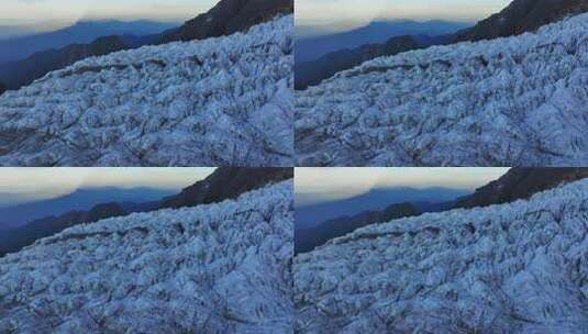 航拍夕阳下的四川第二高峰中山峰冰川冰塔林高清在线视频素材下载