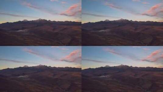 川西高原雪山日落航拍高清在线视频素材下载