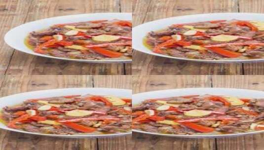 爆炒鸭子美食菜品4k视频滑轨平移高清在线视频素材下载