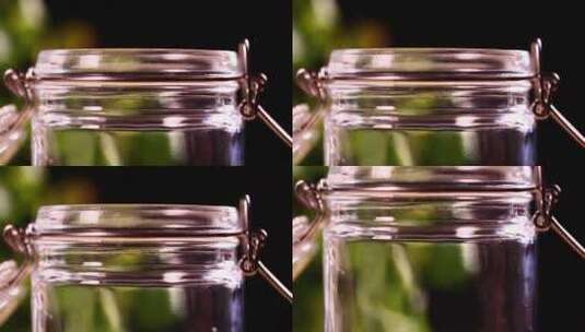 玻璃罐密封罐酵素罐子密封瓶高清在线视频素材下载